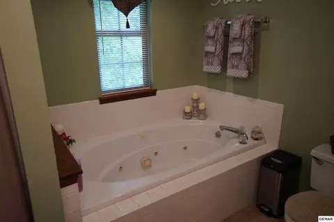 7373 Circle Point Dr, Talbott, TN 37877 photo 12