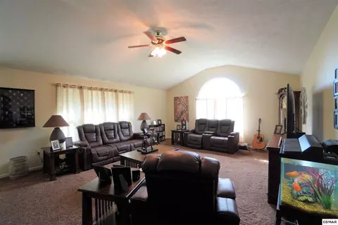 7373 Circle Point Dr, Talbott, TN 37877 photo 7