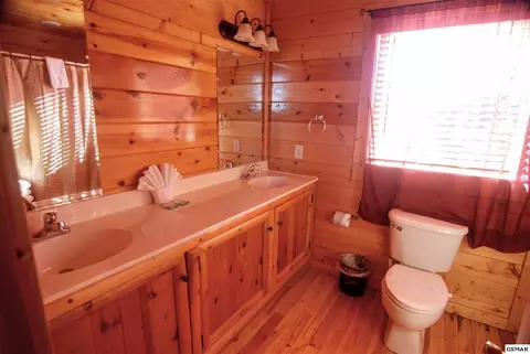2124 View Dr #LECONTEVIEWMANOR, Sevierville, TN 37876 photo 23