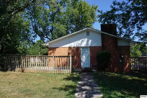 414 English Dr, Talbott, TN 37877 photo 4