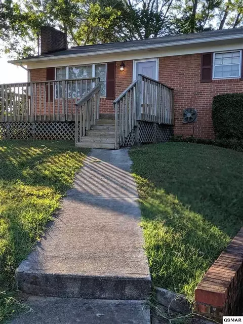 414 English Dr, Talbott, TN 37877 photo 2