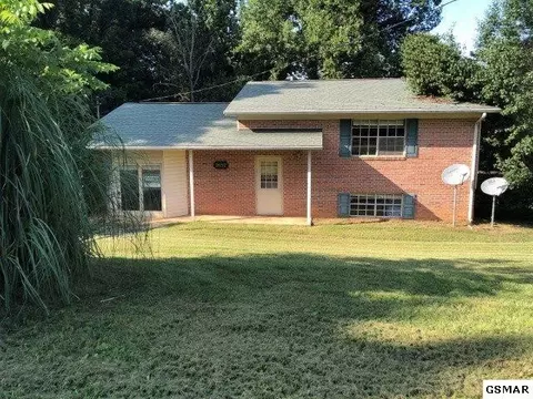 2692 Lowe Dr, Talbott, TN 37877 photo 3