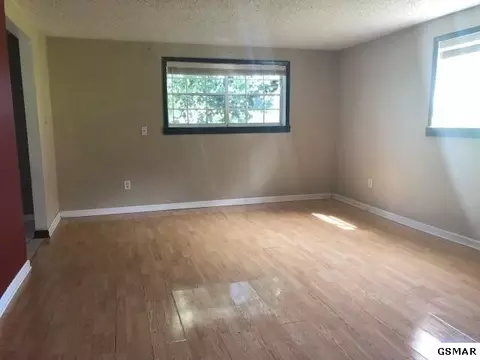 2692 Lowe Dr, Talbott, TN 37877 photo 10