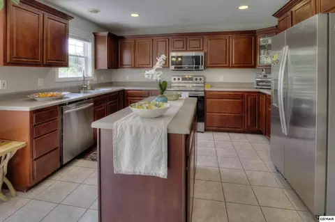 7659 Abbey Ln, Talbott, TN 37877 photo 6