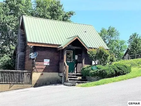 502 Chickasaw Gap Way #YOUANDMETIME, Pigeon Forge, TN 37863 photo 1
