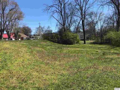 3316 Old Mill St, Pigeon Forge, TN 37863 photo 2