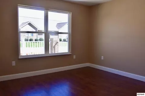 1923 Canyon Rd, Sevierville, TN 37862 photo 11