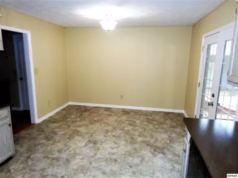 6696 Hunter Rd, Talbott, TN 37877 photo 4