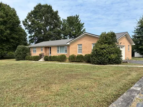 124 Clearview Dr, Mcminnville, TN 37110
