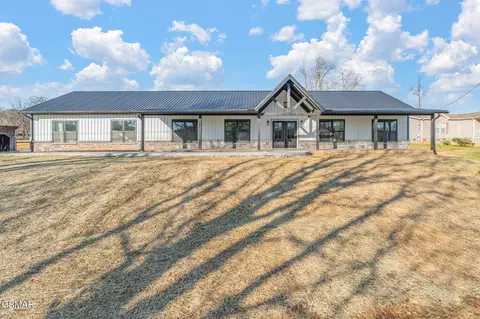 940 Thorngrove Pike, Strawberry Plains, TN 37871