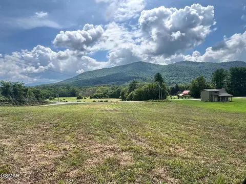 5420 Cocke County Line Rd, Cosby, TN 37722