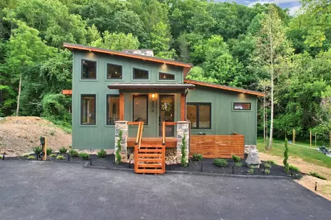 3219 Old Mountain Rd, Sevierville, TN 37876
