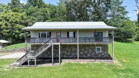 1800 Mountain Ridge Rd, Newport, TN 37821
