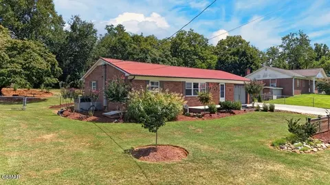 Exterior - 157 Britton Dr, Talbott, TN 37877 photo 4 of 6