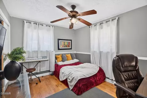 Bedroom - 157 Britton Dr, Talbott, TN 37877 photo 4 of 6