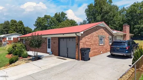 Exterior - 157 Britton Dr, Talbott, TN 37877 photo 1 of 6