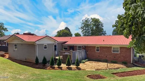 Exterior - 157 Britton Dr, Talbott, TN 37877 photo 2 of 6