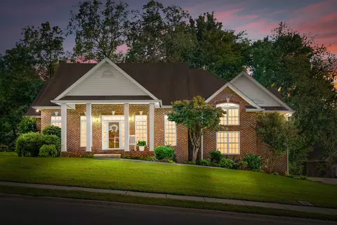 812 Brooke Valley Trce, Clarksville, TN 37043