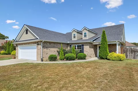 280 Spring Breeze Dr, Tullahoma, TN 37388