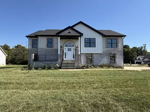 351 Hereford Farms, Clarksville, TN 37043