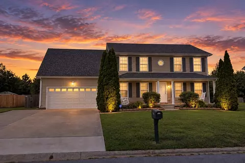 943 Commission Dr, Clarksville, TN 37042