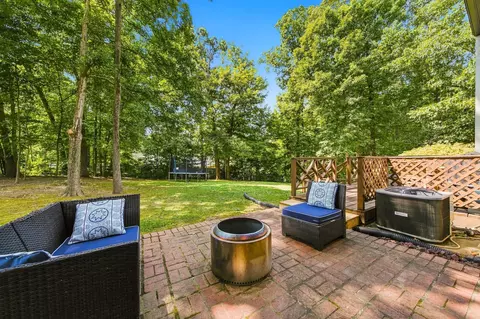 Exterior - 100 Stephen Nicks Dr, Dickson, TN 37055 photo 6 of 10