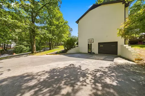 Exterior - 100 Stephen Nicks Dr, Dickson, TN 37055 photo 5 of 10