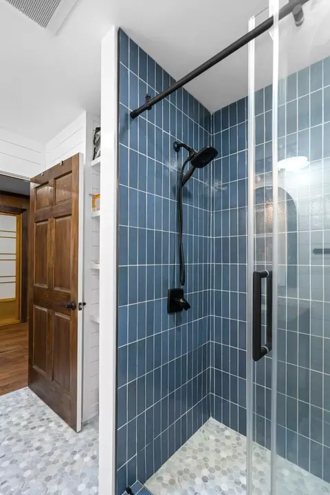 Bath - 1035 Riverview Rd, Centerville, TN 37033 photo 8 of 8