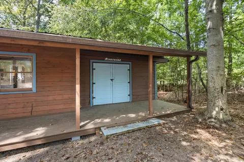 Exterior - 1035 Riverview Rd, Centerville, TN 37033 photo 8 of 9