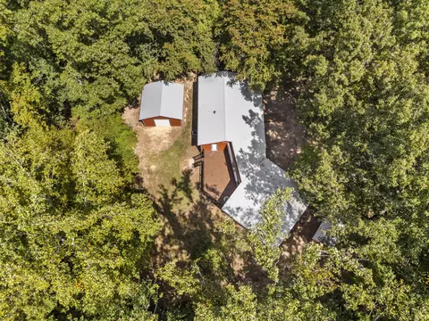View/Area - 1035 Riverview Rd, Centerville, TN 37033 photo 1 of 7
