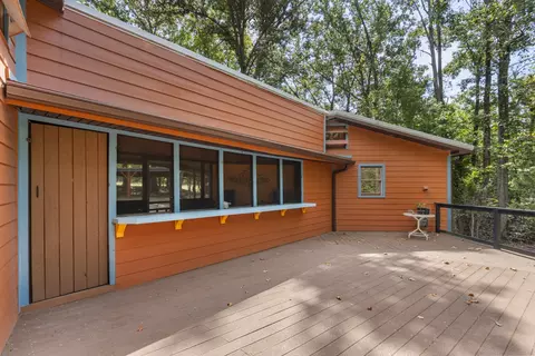 Exterior - 1035 Riverview Rd, Centerville, TN 37033 photo 5 of 9