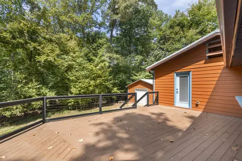 Exterior - 1035 Riverview Rd, Centerville, TN 37033 photo 4 of 9