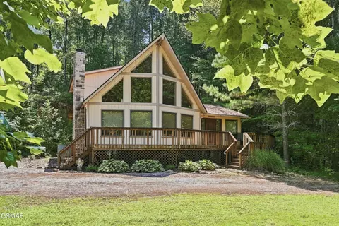409 Jefferson Rd, Gatlinburg, TN 37738