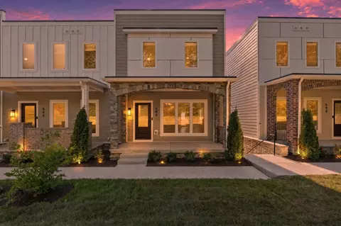 606 Summit Trl, Nashville, TN 37207