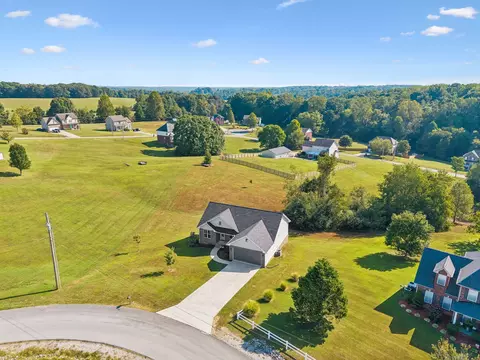 View/Area - 164 Lena Loop, Burns, TN 37029 photo 5 of 6