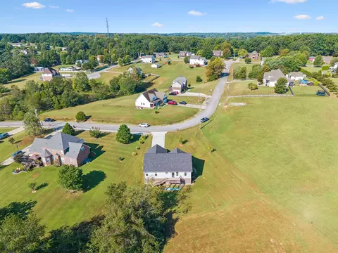 View/Area - 164 Lena Loop, Burns, TN 37029 photo 2 of 6