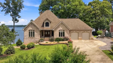 3914 Windward Ln, Soddy Daisy, TN 37379