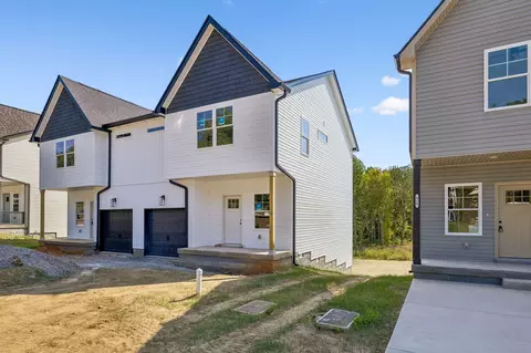 415 Cook Dr, Clarksville, TN 37042