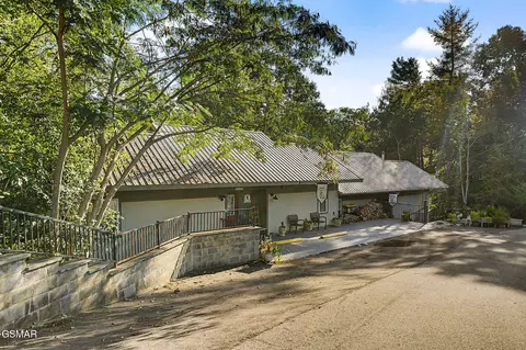 549 Johnson Ln #S12, Gatlinburg, TN 37738