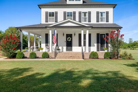 1618 Dilton Mankin Rd, Murfreesboro, TN 37127