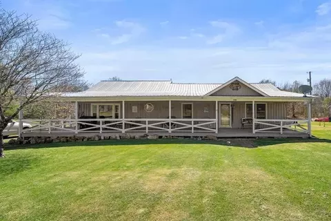 28 Old Eastbrook Rd, Estill Springs, TN 37330