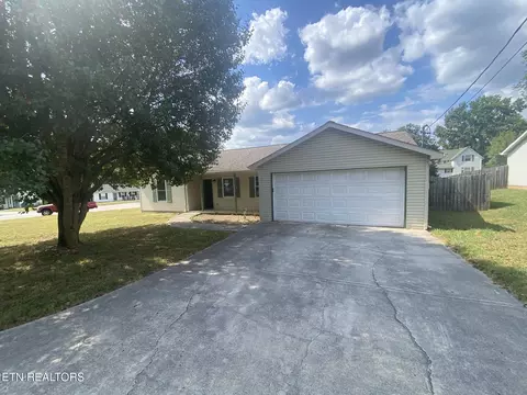 7619 Trey Oaks Ln #2, Knoxville, TN 37918