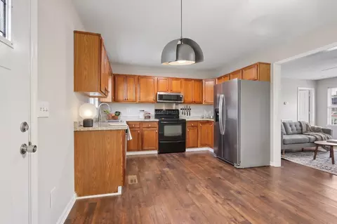 Kitchen - 1007 Hamilton Dr, Murfreesboro, TN 37129 photo 2 of 2