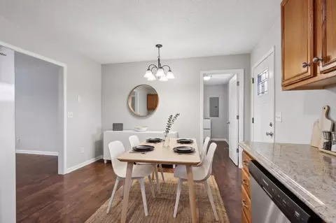Dining - 1007 Hamilton Dr, Murfreesboro, TN 37129 photo 1 of 2