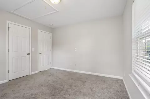 Bedroom - 1007 Hamilton Dr, Murfreesboro, TN 37129 photo 9 of 14