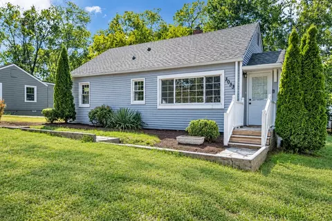3033 Louise Dr, Nashville, TN 37211