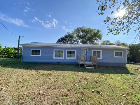 611 Burns Rd, Shelbyville, TN 37160