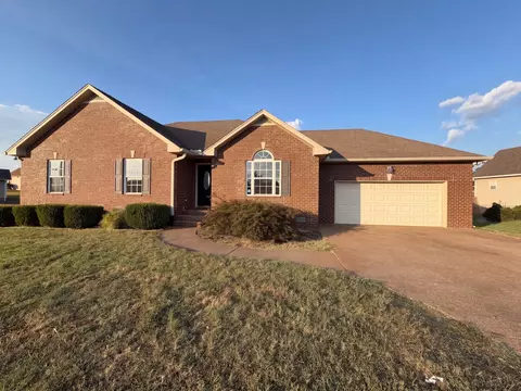 111 Beaver Creek Dr, Portland, TN 37148