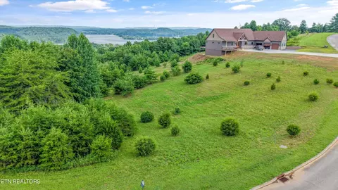 32 Melea Ln, Kingston, TN 37763