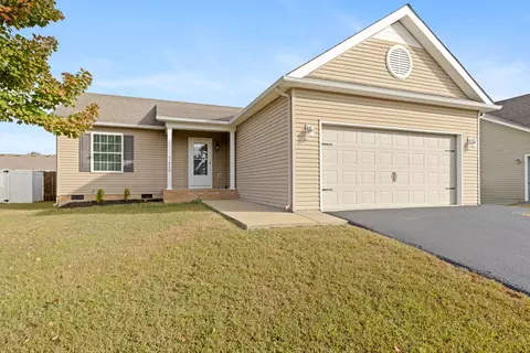 1820 Emily Ln, Columbia, TN 38401